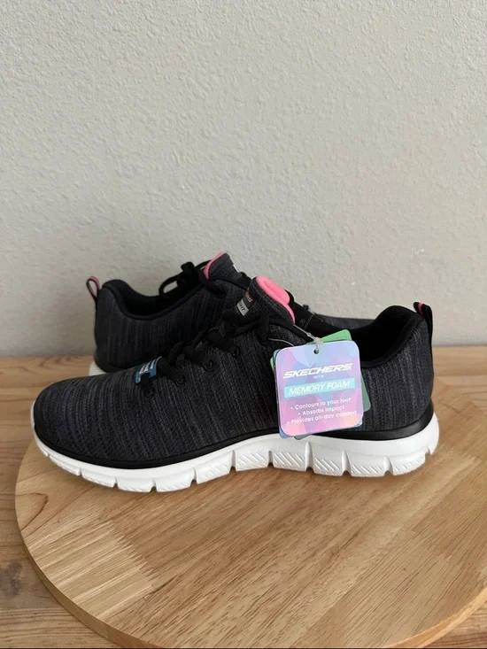 Skechers Track Womens Walking Shoes - Picture 3 of 6